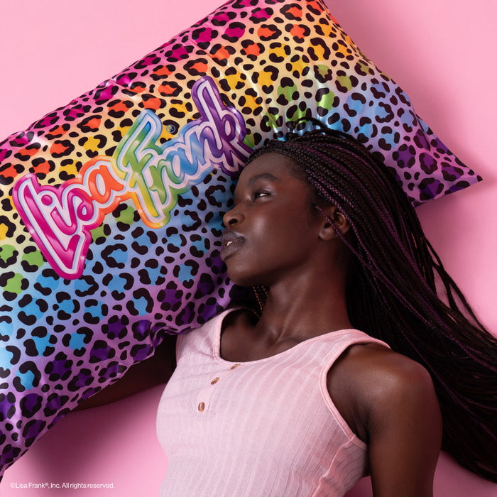 Lisa Frank x Kitsch Taie d'oreiller en satin Rainbow Leopard