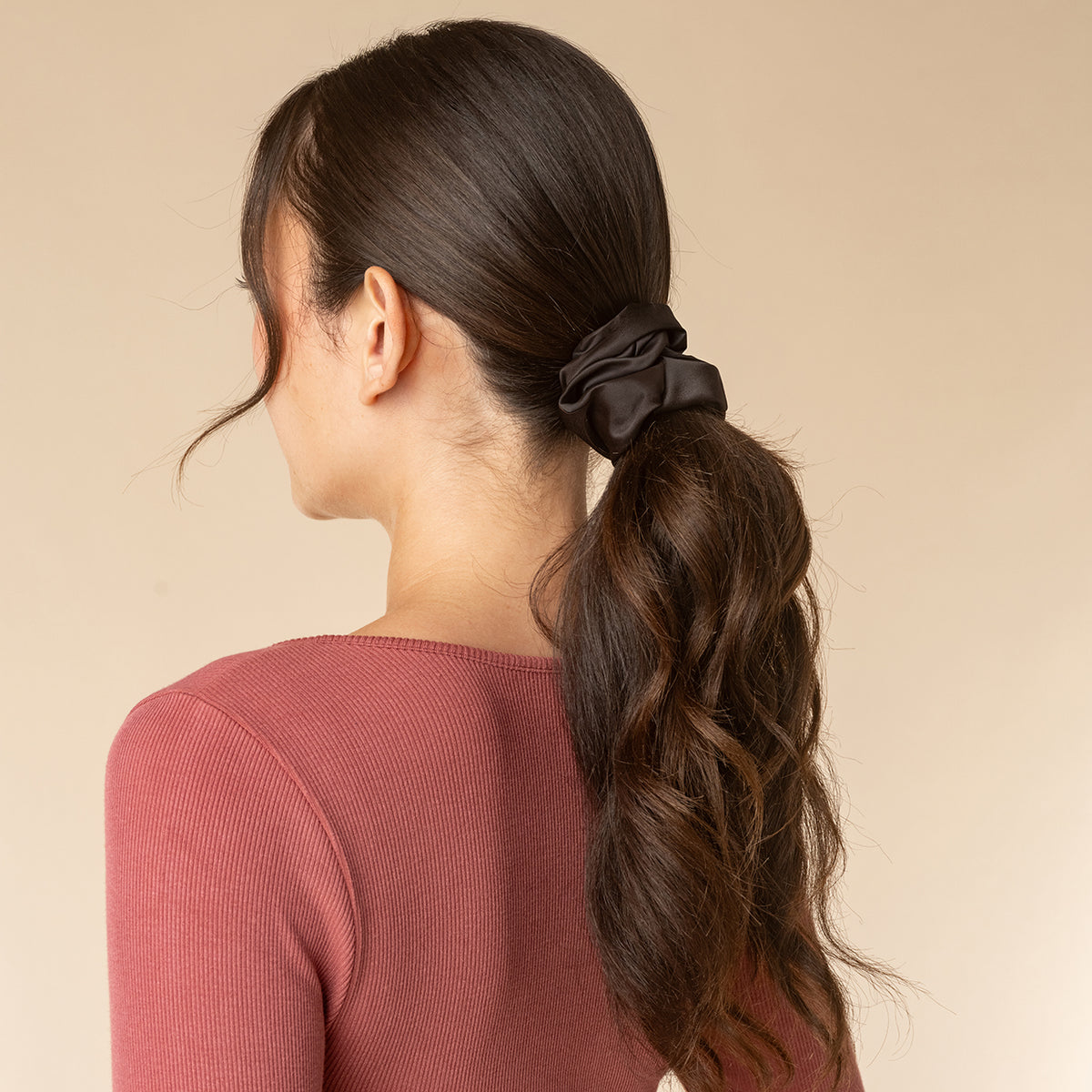 KITSCH Black & Chocolate Metallic Mesh and Satin Scrunchies 2pc Set — styled on-model shot