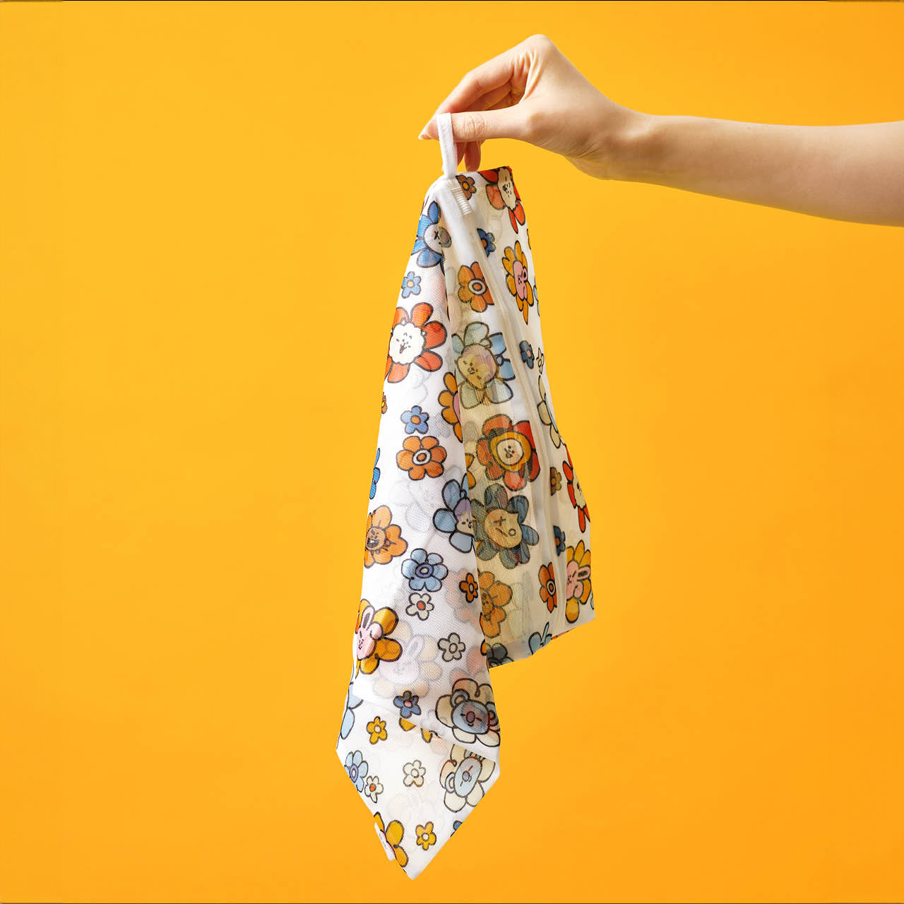 Kitsch x BT21 Kulturbeutel 2er-Set in UNIVERSTAR